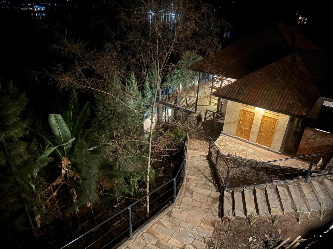 My Hill Eco Lodge Рухенгери Экстерьер фото